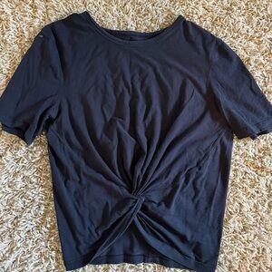 Lululemon crop top